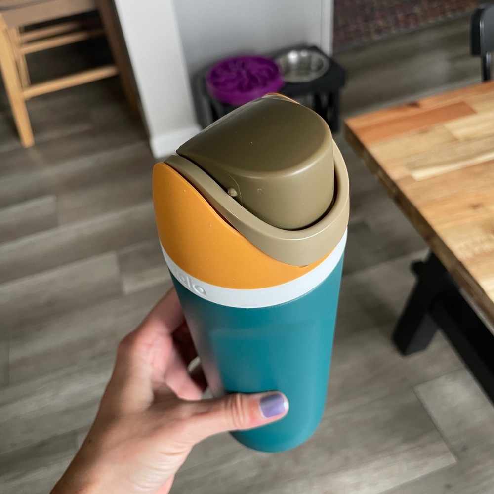 Owala water bottle